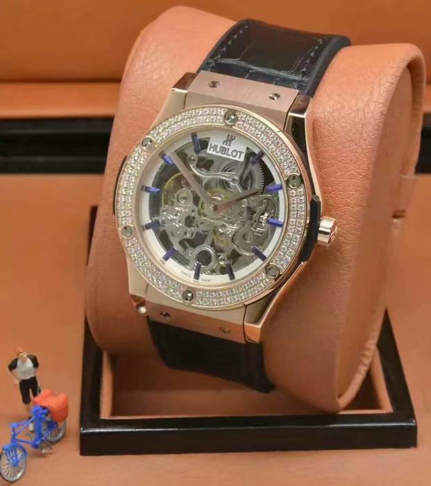 HUBLOT GENEVE Watch 402